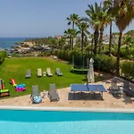 Willa Sunnyvillas: 4br Seafront Villa*private Pool*bw44